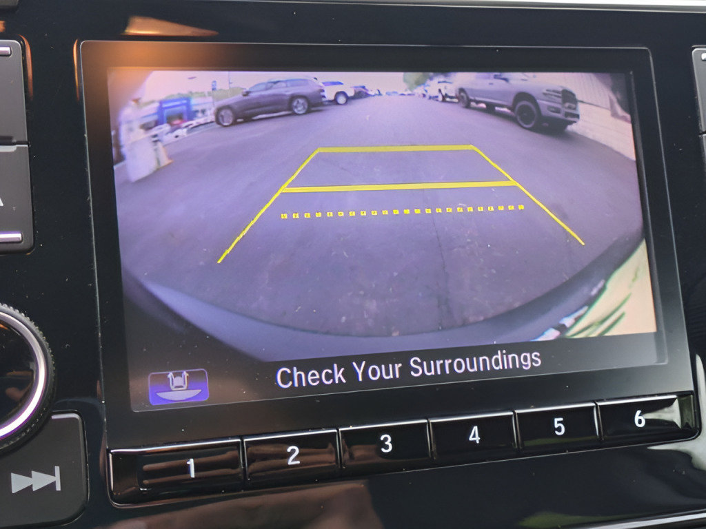 Used 2020 Honda CR-V LX image 17