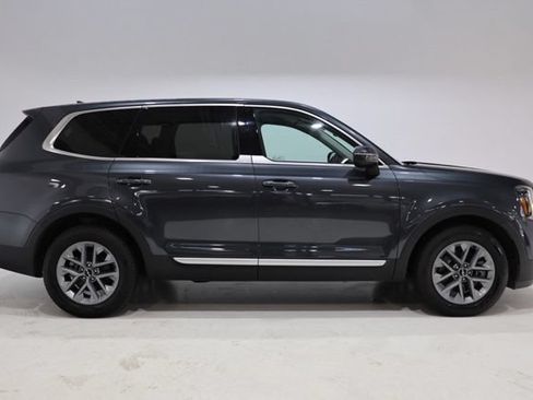 Used 2024 Kia Telluride LX FWD image 9