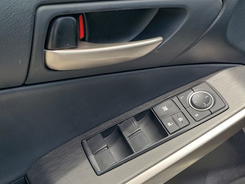 Used 2019 Lexus IS 300 F Sport w/ F Sport Package RWD image 16