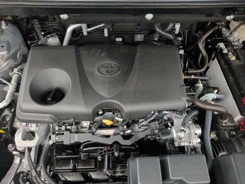 Used 2025 Toyota RAV4 XLE w/ Convenience Package FWD image 36