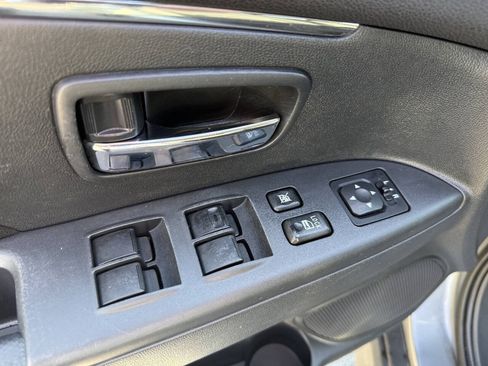 Used 2020 Mitsubishi Outlander Sport Black Edition FWD image 18