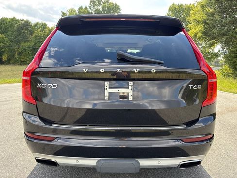 Used 2016 Volvo XC90 T6 Momentum w/ Momentum Plus Package AWD/4WD image 4