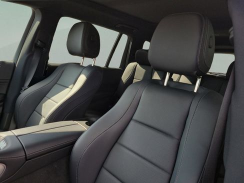Certified 2025 Mercedes-Benz GLS 450 4MATIC image 15