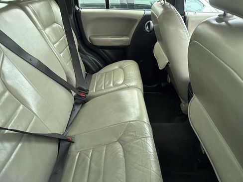 Used 2002 Jeep Liberty Limited image 9