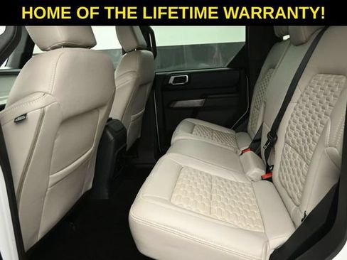 Used 2023 Ford Bronco Outer Banks AWD/4WD image 34