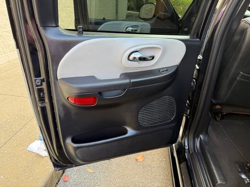 Used 2003 Ford F150 Harley-Davidson image 18