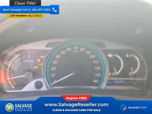 Used 2014 Toyota Venza LE w/ LE Convenience Package image 12