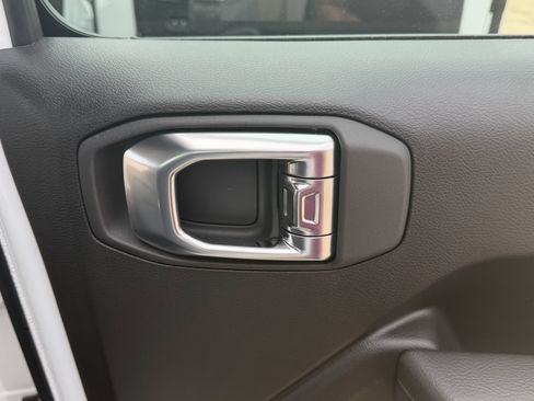 New 2026 Jeep Gladiator Sport AWD/4WD image 35