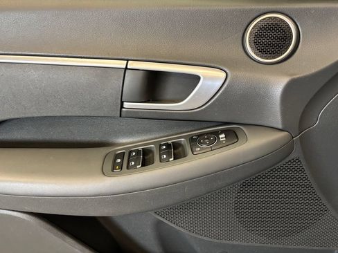 Used 2020 Hyundai Sonata SE FWD image 19