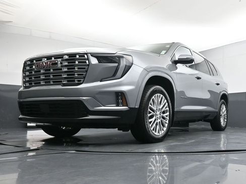 Used 2024 GMC Acadia Denali w/ LPO, Roadside Safety Package image 40