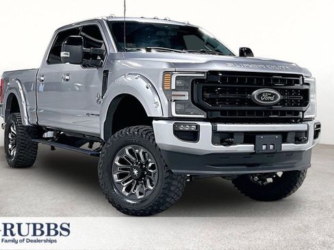 Used 2022 Ford F250 Lariat w/ Black Appearance Package AWD/4WD image 1