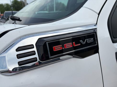 New 2026 GMC Sierra 2500 Pro w/ Convenience Package AWD/4WD image 4