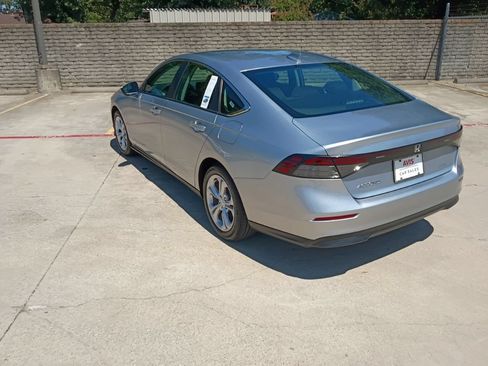 Used 2025 Honda Accord LX image 8