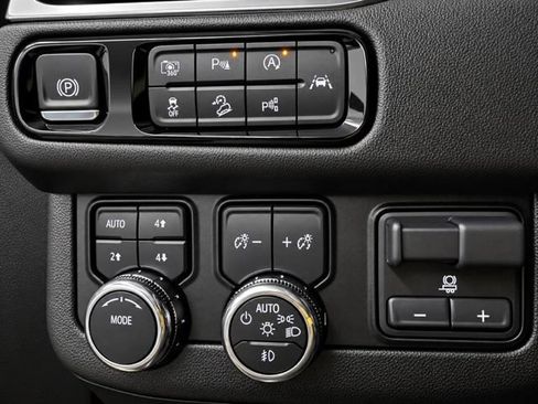 Used 2025 GMC Yukon Elevation w/ Elevation Premium Package AWD/4WD image 47