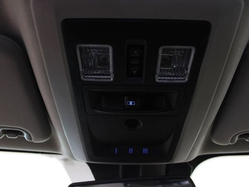 Used 2017 RAM 1500 Laramie w/ Convenience Group AWD/4WD image 36