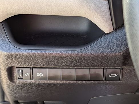 Used 2025 Toyota RAV4 XLE w/ Convenience Package FWD image 23