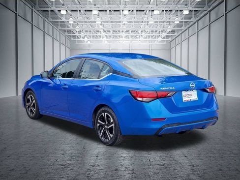 Used 2025 Nissan Sentra SV FWD image 7