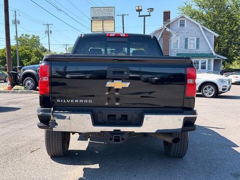 Used 2015 Chevrolet Silverado 2500 LTZ w/ LTZ Plus Package AWD/4WD image 6