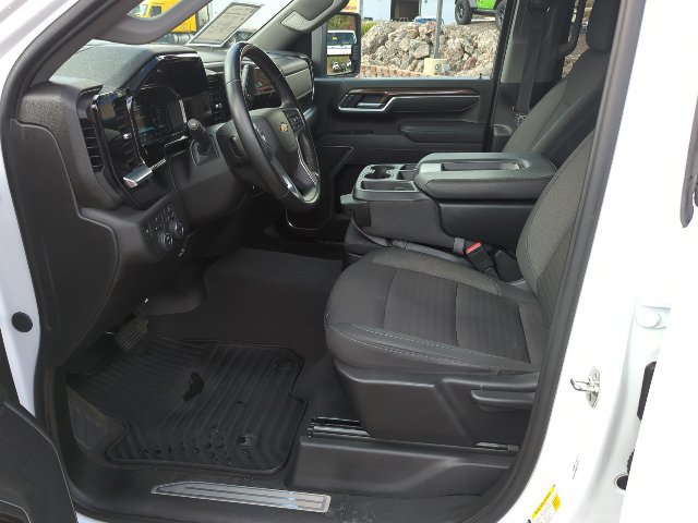 Used 2026 Chevrolet Silverado 2500 LT AWD/4WD image 16