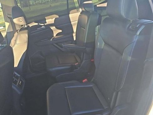 Used 2019 Volkswagen Atlas SE w/ Panoramic Sunroof Package image 8