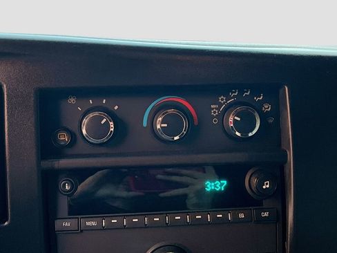 Used 2024 Chevrolet Express 2500 RWD image 15