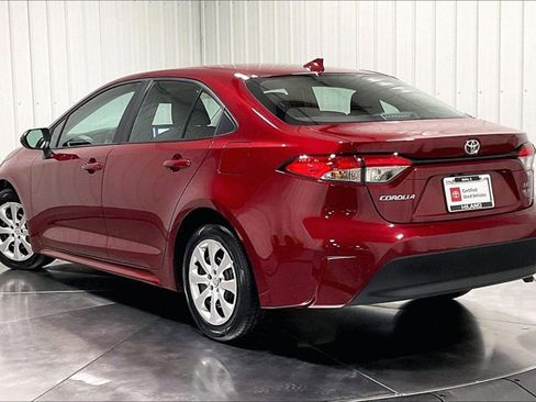 Certified 2025 Toyota Corolla LE image 13