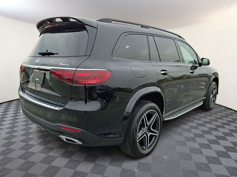 Used 2026 Mercedes-Benz GLS 450 4MATIC image 5