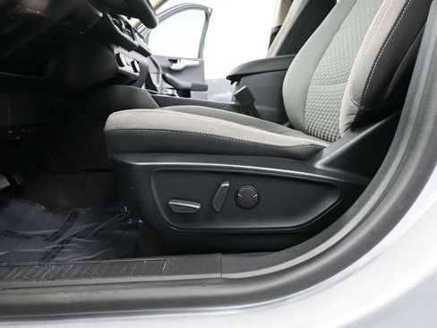 Used 2020 Ford Escape SE FWD image 20