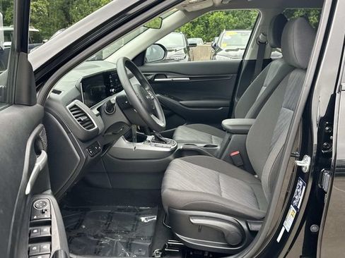 Used 2025 Kia Seltos LX AWD/4WD image 16