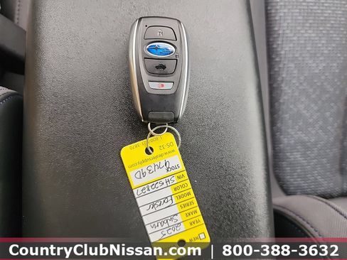 Used 2025 Subaru Forester Premium AWD/4WD image 36