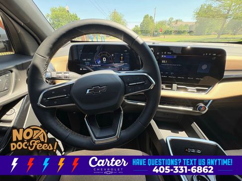 Used 2026 Chevrolet Equinox ACTIV w/ Convenience Package III image 12