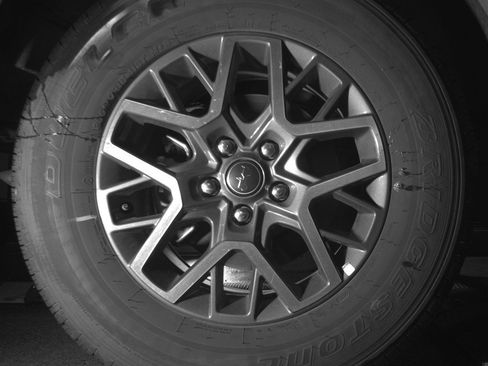 Used 2025 Jeep Wrangler Sahara image 15