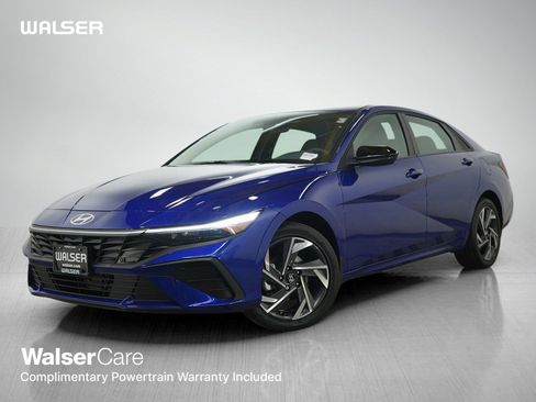 Used 2025 Hyundai Elantra SEL FWD image 1