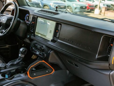 Used 2022 Ford Bronco Badlands AWD/4WD image 11