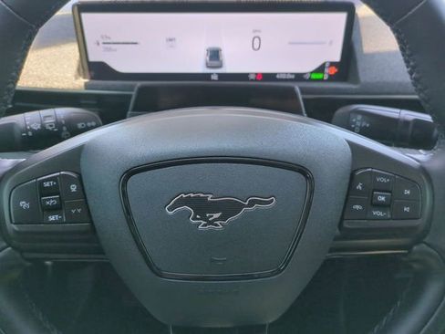 Used 2025 Ford Mustang Mach-E Premium AWD/4WD image 29