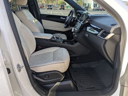 Used 2017 Mercedes-Benz GLS 450 4MATIC image 18