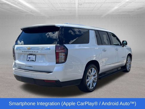 Used 2024 Chevrolet Suburban High Country AWD/4WD image 6