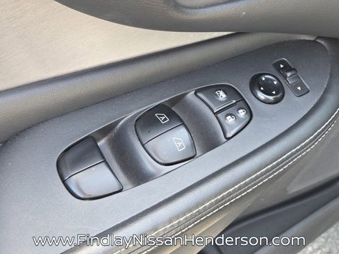 Used 2022 Nissan Murano SV image 20