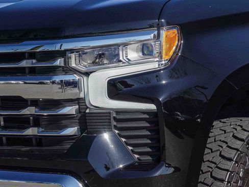 Used 2024 Chevrolet Silverado 1500 LTZ w/ Technology Package image 9