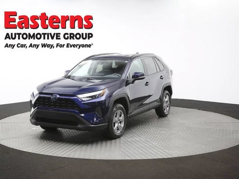 Used 2024 Toyota RAV4 XLE AWD/4WD image 53