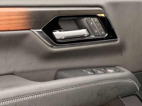 New 2026 GMC Yukon XL Denali w/ Sun & Power Step Package image 18