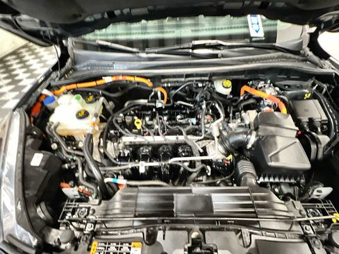 Used 2022 Ford Escape SEL w/ Technology Package image 17