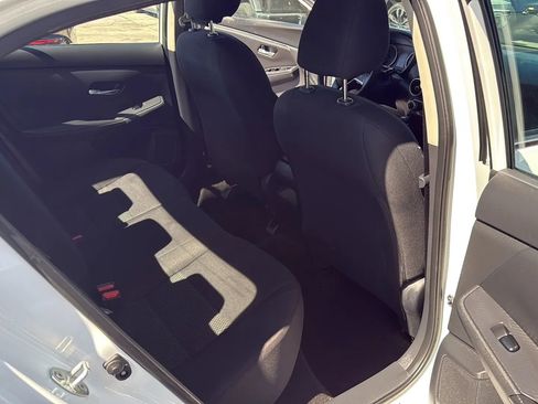 Used 2022 Nissan Sentra S FWD image 19