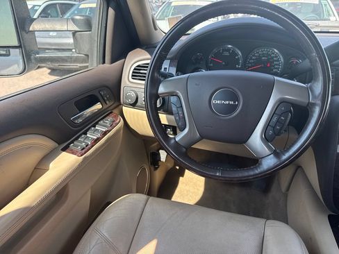 Used 2014 GMC Sierra 2500 Denali AWD/4WD image 32