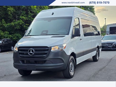 Used 2025 Mercedes-Benz Sprinter 2500 image 1