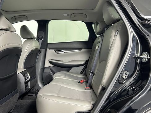 Used 2023 INFINITI QX50 Luxe AWD/4WD image 17