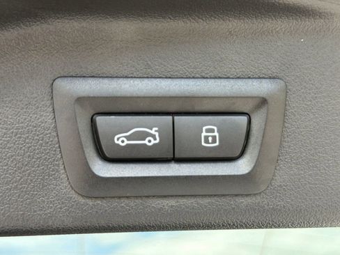 Certified 2025 BMW X5 xDrive40i AWD/4WD image 12