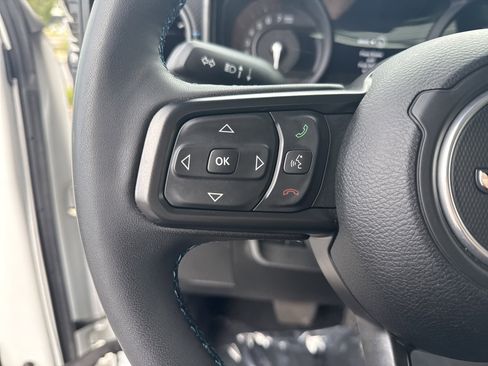 Used 2024 Jeep Wrangler Unlimited Rubicon 4xe image 19