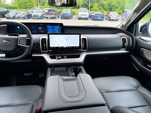Used 2025 Ford Expedition Max Active AWD/4WD image 20