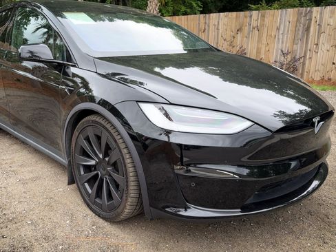 Used 2022 Tesla Model X Plaid AWD/4WD image 14